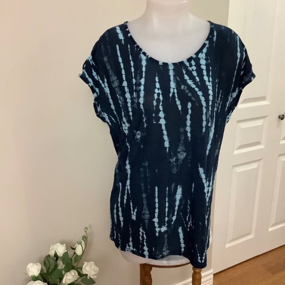 DKR Cold Shoukder Batik Top Medium 36/37 Bust, like new - Picture 1 of 4